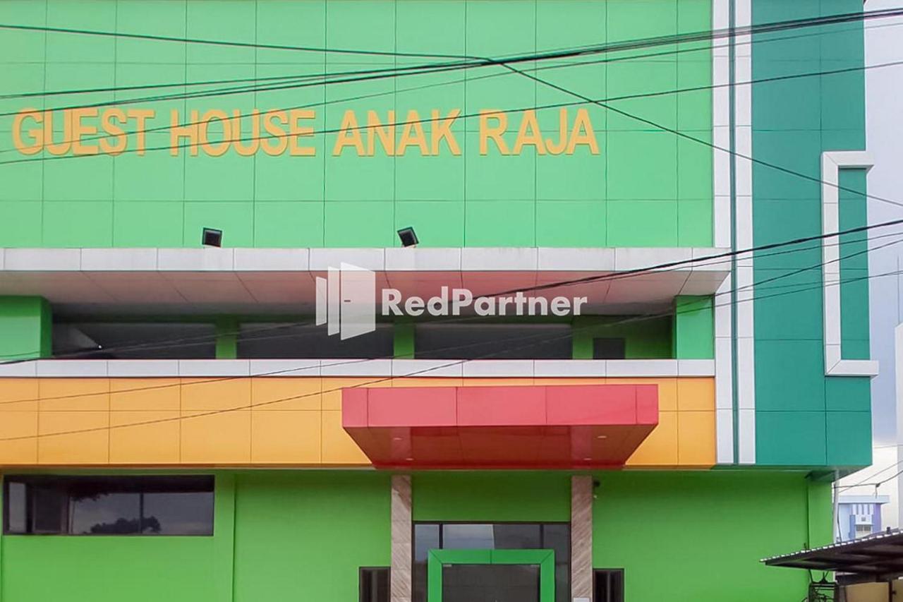 Guest House Anak Raja Pangkalan Bun Syariah Mitra Reddoorz Exteriör bild